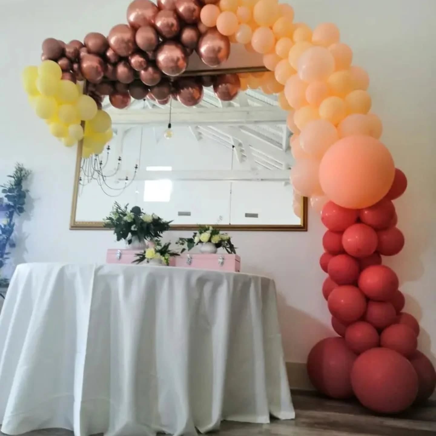 Serviços de Animação, Aluguer de Equipamento e Decoração com Balões