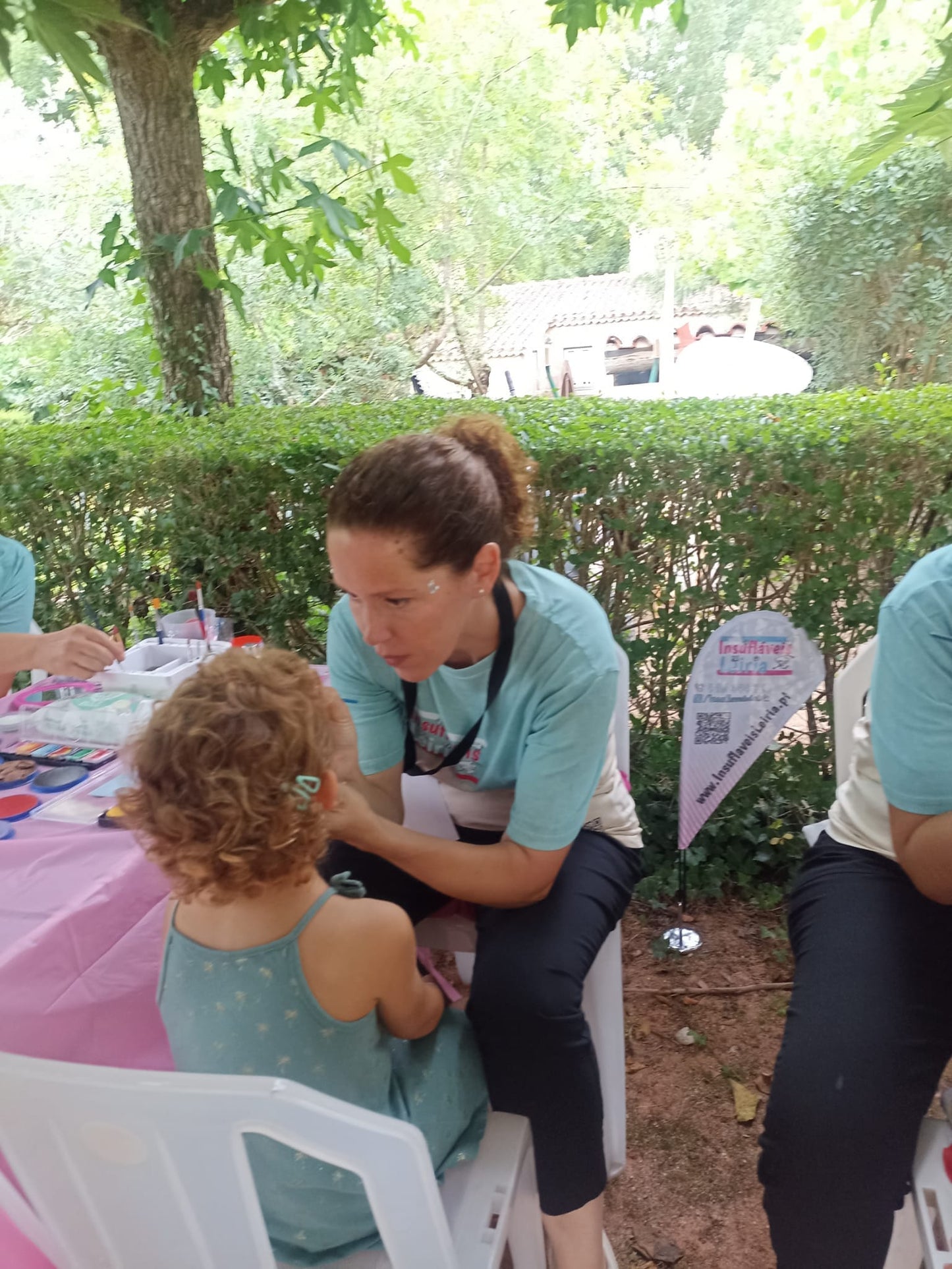 Serviços de Animação, Aluguer de Equipamento e Decoração com Balões