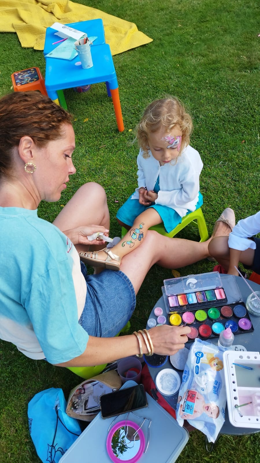 Serviços de Animação, Aluguer de Equipamento e Decoração com Balões