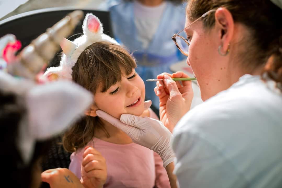 Serviços de Animação, Aluguer de Equipamento e Decoração com Balões